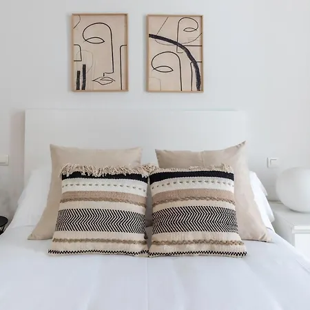 Coqueto Y Tranquilo En El Centro アパート ビルバオ