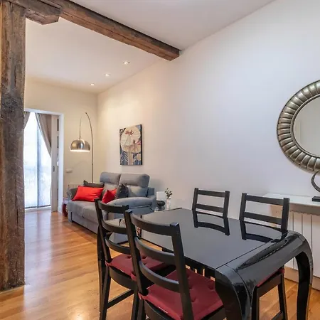 Apartamento Coqueto Y Tranquilo En El Centro Bilbau