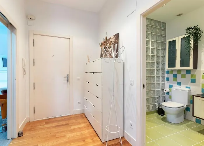 Coqueto Y Tranquilo En El Centro アパート ビルバオ